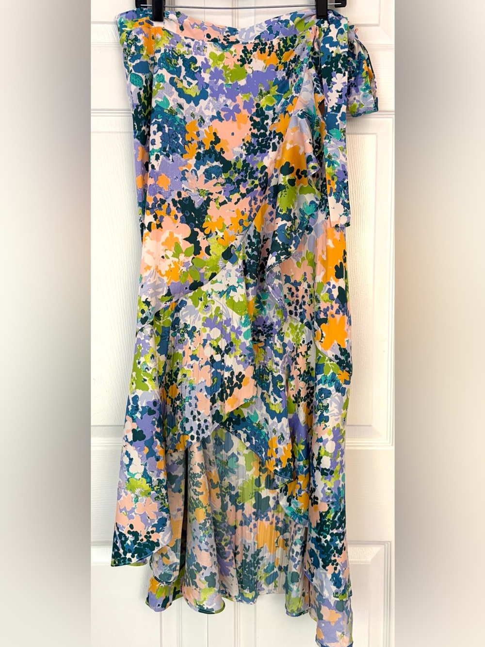 Maeve Anthropologie Ruffled Wrap Maxi Skirt In
Green Floral size Large - Picture 15 of 15